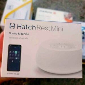 New hatch rest mini sound machine